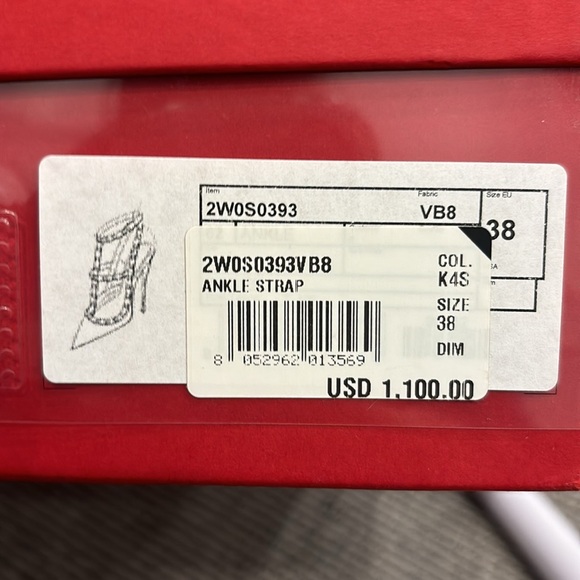 Valentino Garavani 🩷🩷Brand new Valentino Pumps with dust bag. Sz 38/ 8 - Picture 9 of 12